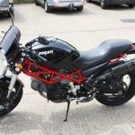 Ducati 900 Monster Profile